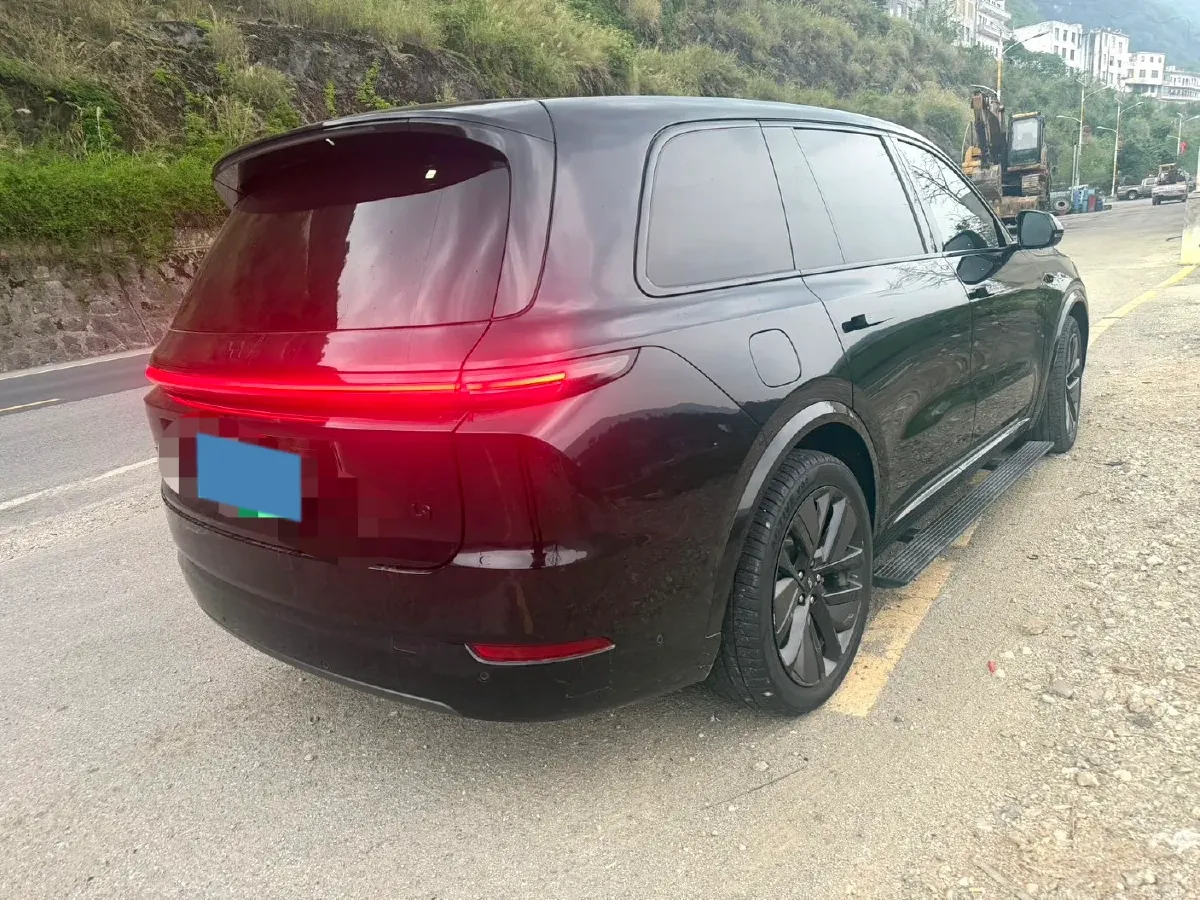 2023 Li L9 Range Extended 154HP REEV 42.6KWH,autocango,china used car exporter,china ev exporter,chinese used car exporter,chinese used ev exporter