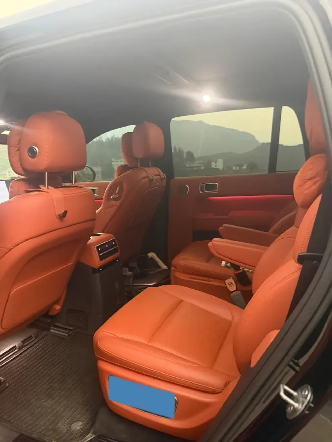 2023 Li L9 Range Extended 154HP REEV 42.6KWH,autocango,china used car exporter,china ev exporter,chinese used car exporter,chinese used ev exporter