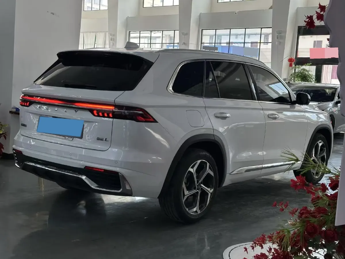 2021 Geely Monjaro 2.0T 218HP L4 7DCT,autocango,china used car exporter,china ev exporter,chinese used car exporter,chinese used ev exporter