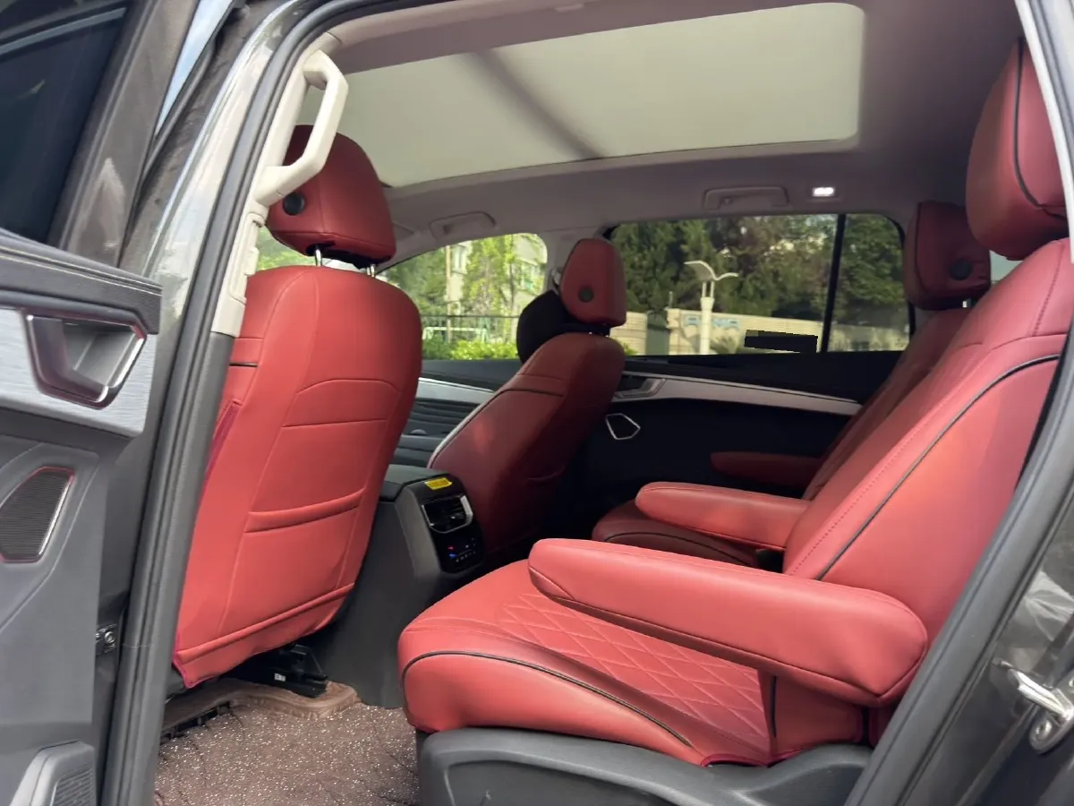 2023 Volkswagen Talagon 2.0T 220HP L4 7DCT,autocango,china used car exporter,china ev exporter,chinese used car exporter,chinese used ev exporter