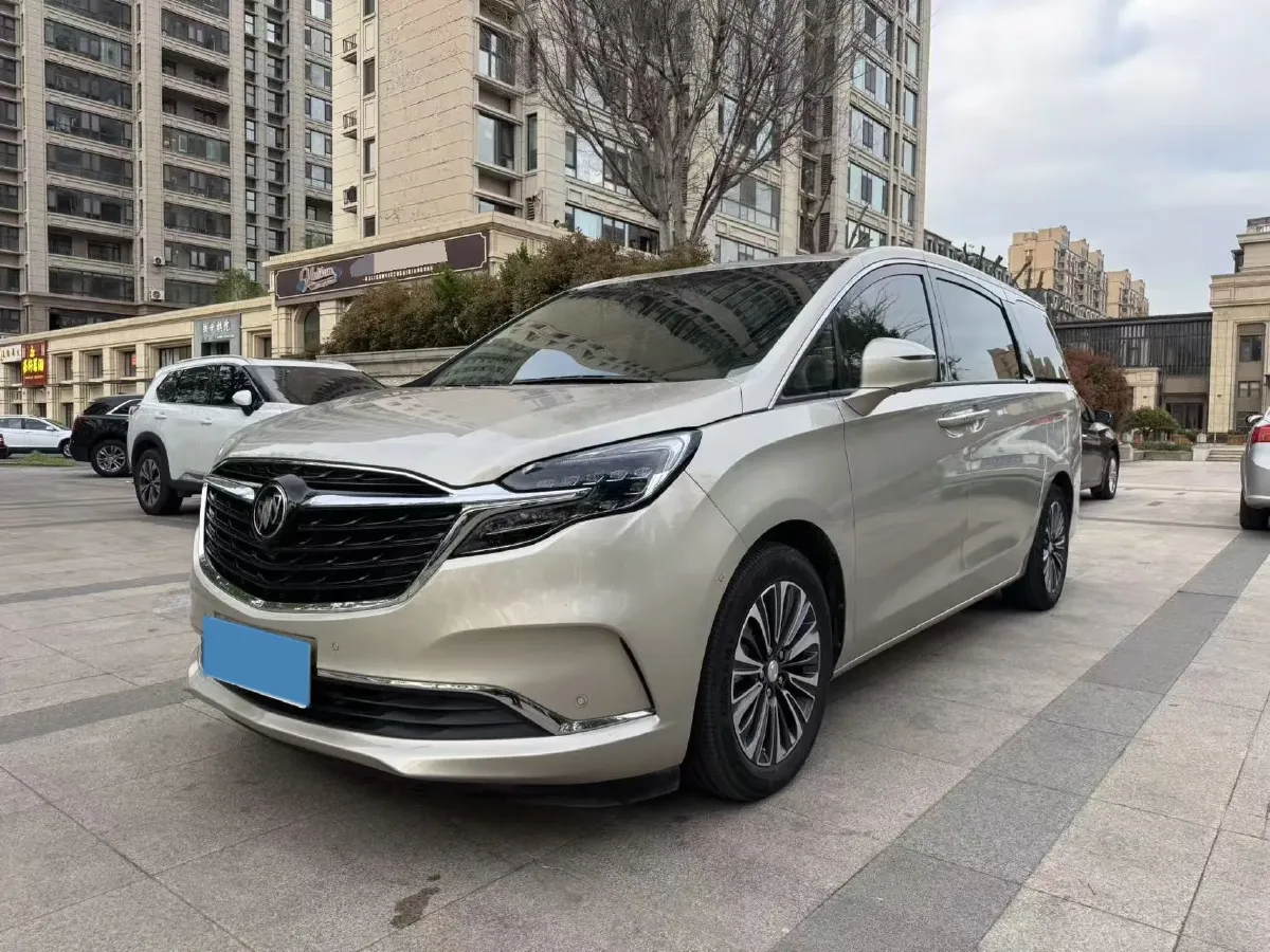 2022 Buick GL8 2.0T 237HP L4 9AT,autocango,china used car exporter,china ev exporter,chinese used car exporter,chinese used ev exporter