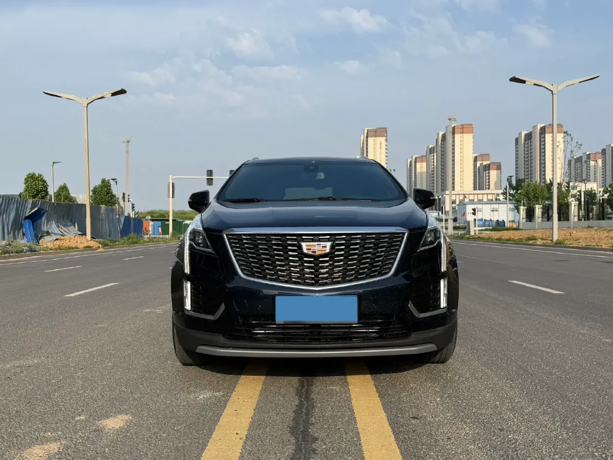2020 Cadillac XT5 2.0T 237HP L4 9AT,autocango,china used car exporter,china ev exporter,chinese used car exporter,chinese used ev exporter