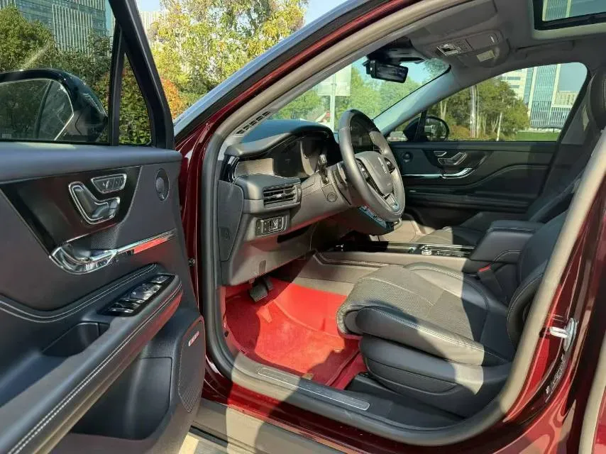 2022 Lincoln Corsair 2.0T 245HP L4 8AT,autocango,china used car exporter,china ev exporter,chinese used car exporter,chinese used ev exporter