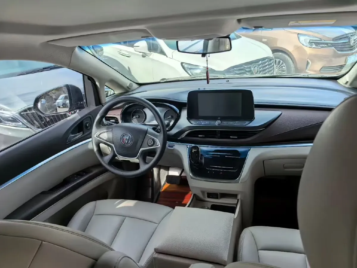 2021 Buick GL8 2.0T 237HP L4 9AT,autocango,china used car exporter,china ev exporter,chinese used car exporter,chinese used ev exporter