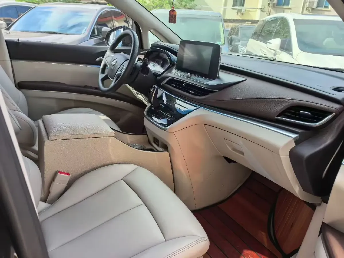 2021 Buick GL8 2.0T 237HP L4 9AT,autocango,china used car exporter,china ev exporter,chinese used car exporter,chinese used ev exporter