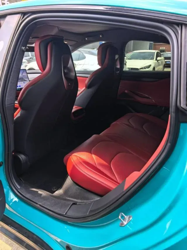 2024 MI SU7 BEV 73.6KWH,autocango,china used car exporter,china ev exporter,chinese used car exporter,chinese used ev exporter