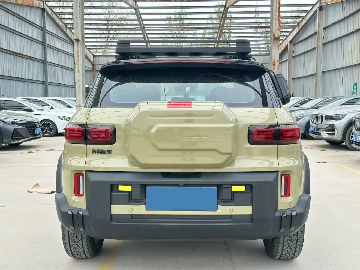 2025 Geely Cowboy 1.5T 181HP L4 7DCT,autocango,china used car exporter,china ev exporter,chinese used car exporter,chinese used ev exporter