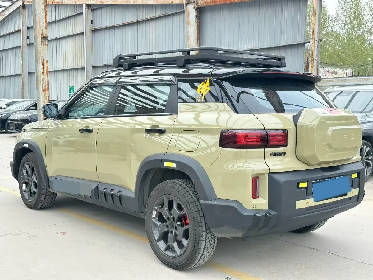 2025 Geely Cowboy 1.5T 181HP L4 7DCT,autocango,china used car exporter,china ev exporter,chinese used car exporter,chinese used ev exporter