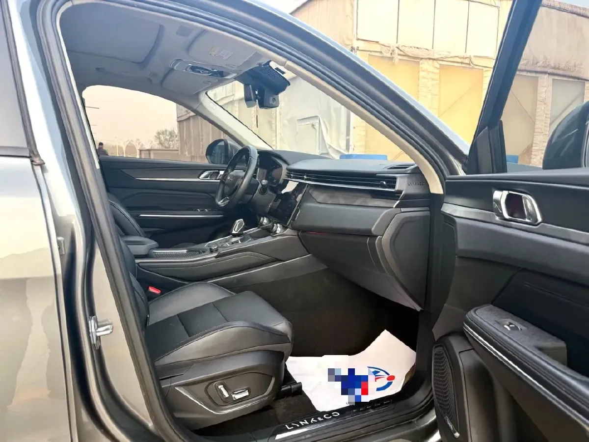 2021 LYNK&CO 01 2.0T 218HP L4 8AT,autocango,china used car exporter,china ev exporter,chinese used car exporter,chinese used ev exporter