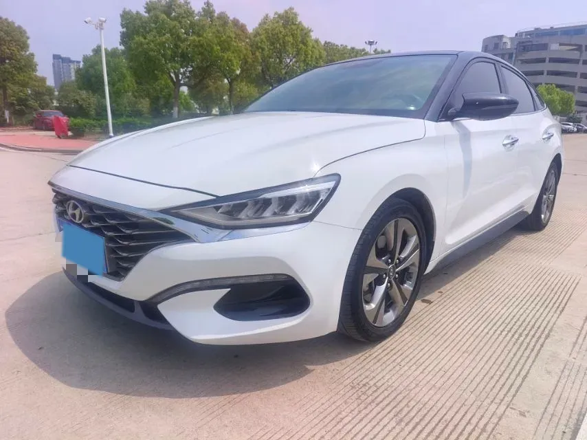 2019 Hyundai La Festa 1.6T 190HP L4 7DCT,autocango,china used car exporter,china ev exporter,chinese used car exporter,chinese used ev exporter