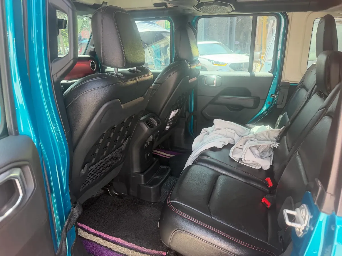 2019 Jeep Wrangler 2.0T 266HP L4 8AT,autocango,china used car exporter,china ev exporter,chinese used car exporter,chinese used ev exporter