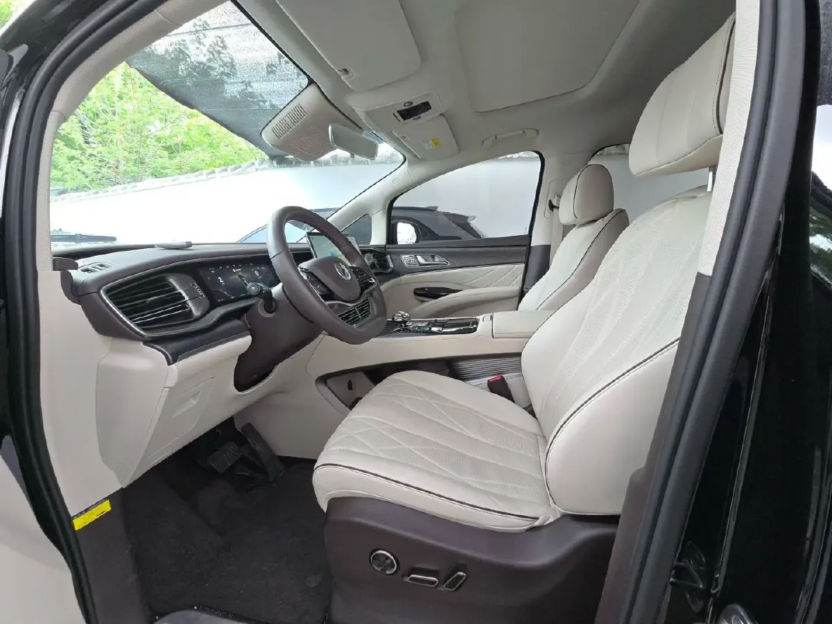 2024 Denza D9 1.5T 139HP L4 E-CVT PHEV 40KWH,autocango,china used car exporter,china ev exporter,chinese used car exporter,chinese used ev exporter