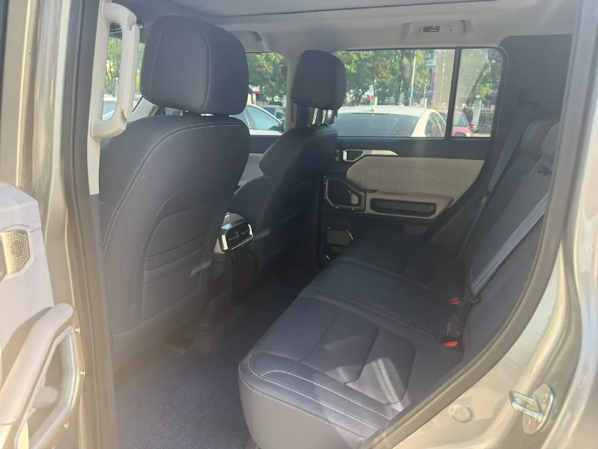 2024 Jetour ShanHai TravellerC-DM 1.5T 156HP L4 3DHT PHEV 26.7KWH,autocango,china used car exporter,china ev exporter,chinese used car exporter,chinese used ev exporter