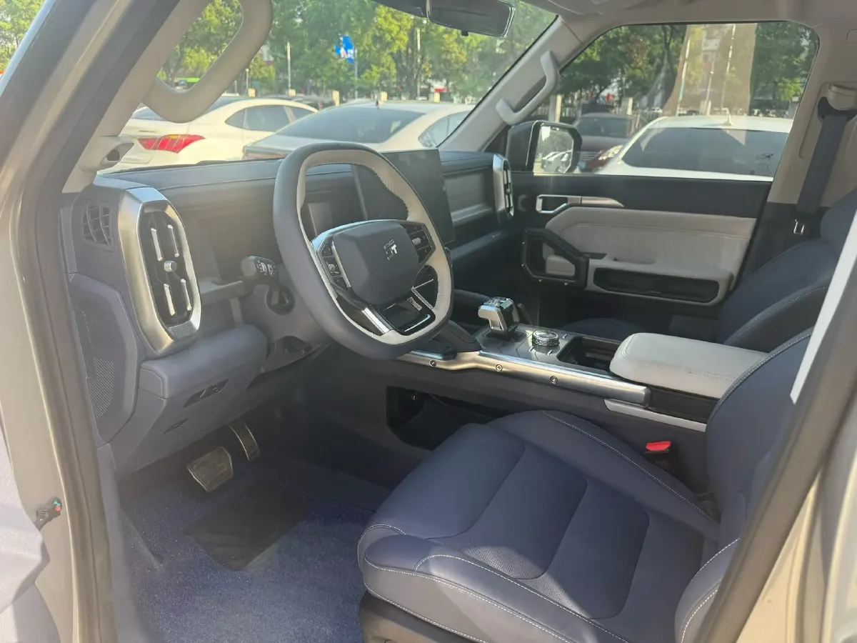 2024 Jetour ShanHai TravellerC-DM 1.5T 156HP L4 3DHT PHEV 26.7KWH,autocango,china used car exporter,china ev exporter,chinese used car exporter,chinese used ev exporter