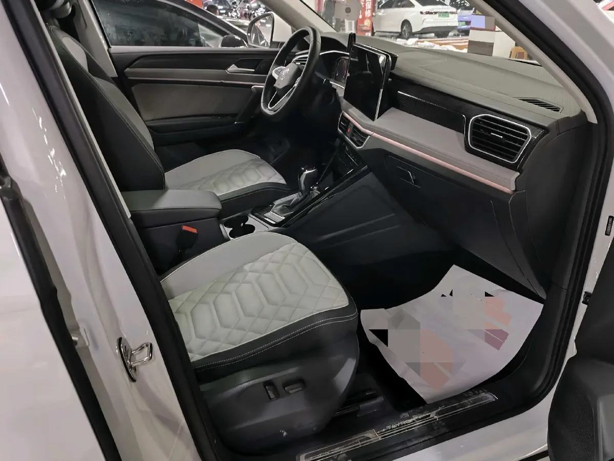 2024 Volkswagen Tayron 2.0T 186HP L4 7DCT,autocango,china used car exporter,china ev exporter,chinese used car exporter,chinese used ev exporter