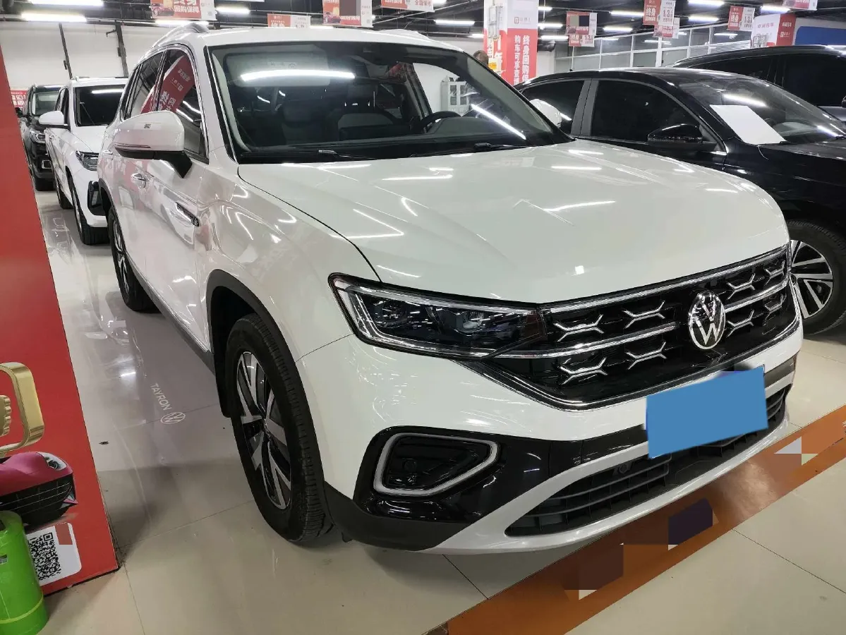 2024 Volkswagen Tayron 2.0T 186HP L4 7DCT,autocango,china used car exporter,china ev exporter,chinese used car exporter,chinese used ev exporter