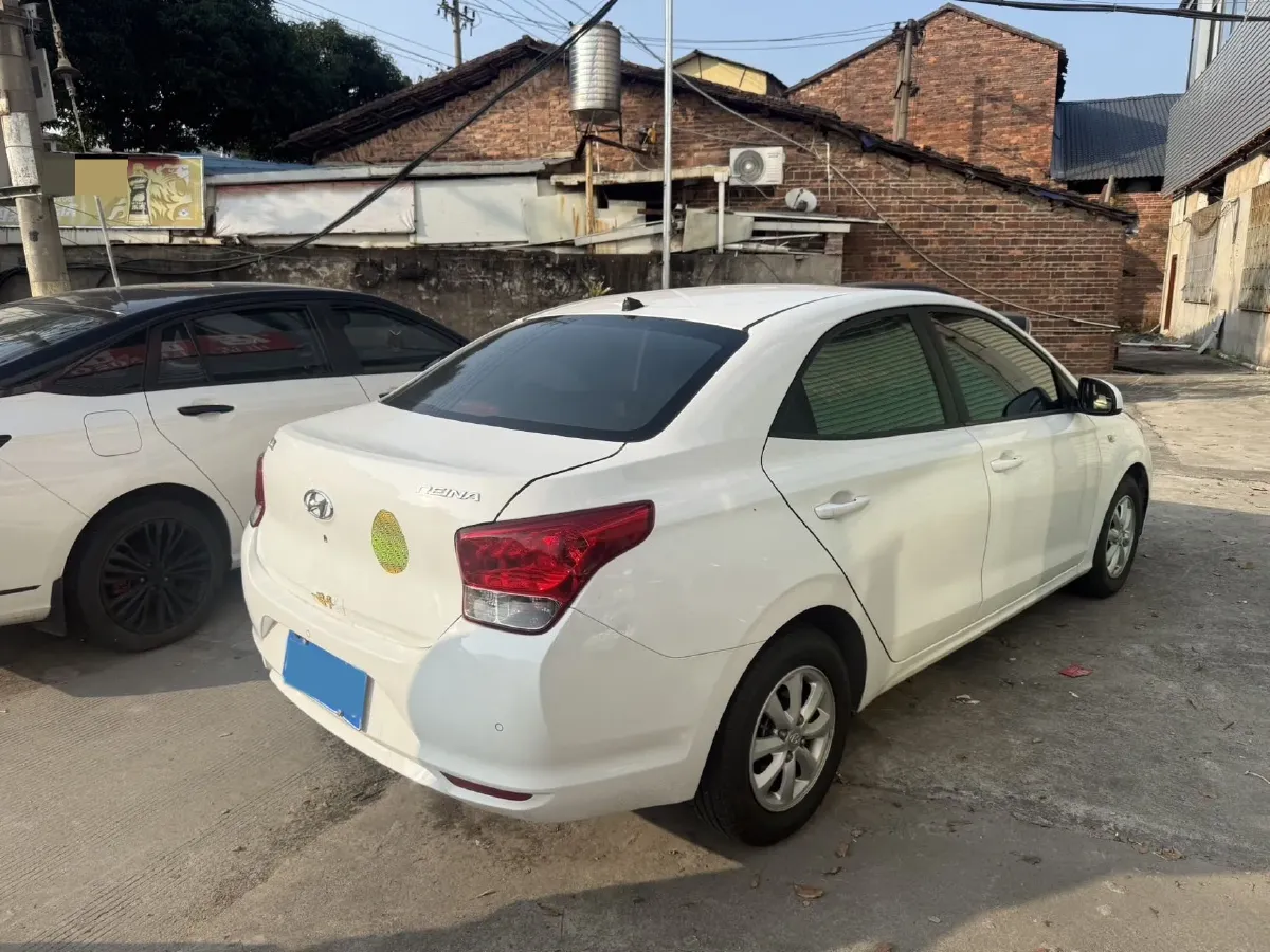 2017 Hyundai Reina 1.4L 95HP L4 4AT,autocango,china used car exporter,china ev exporter,chinese used car exporter,chinese used ev exporter