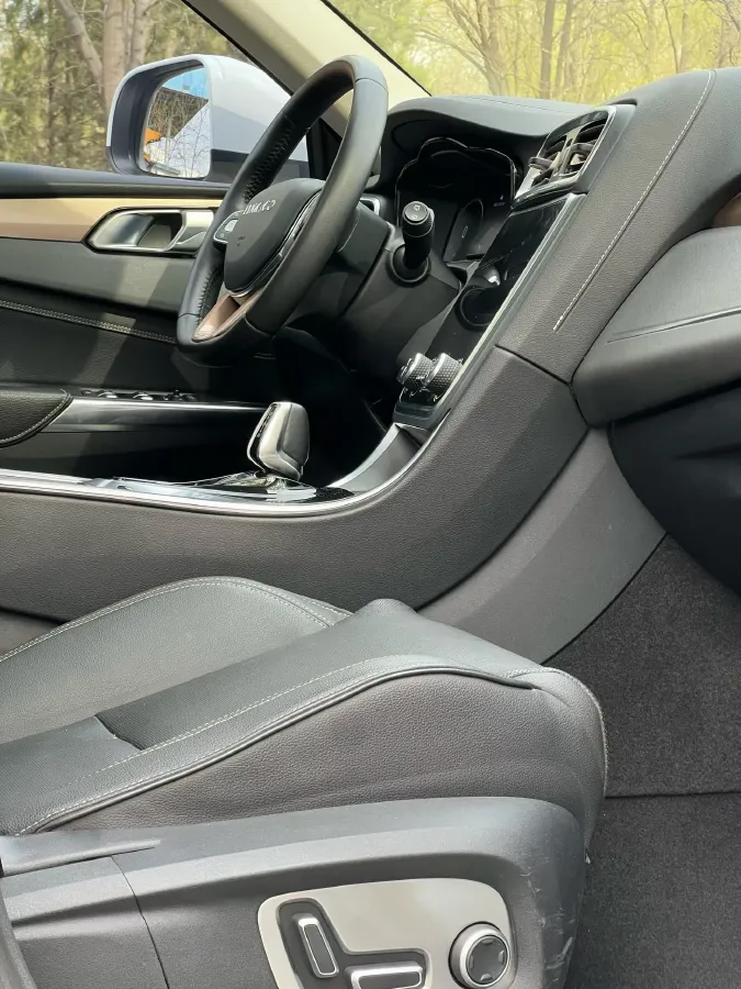 2019 LYNK&CO 01 2.0T 190HP L4 6AT,autocango,china used car exporter,china ev exporter,chinese used car exporter,chinese used ev exporter