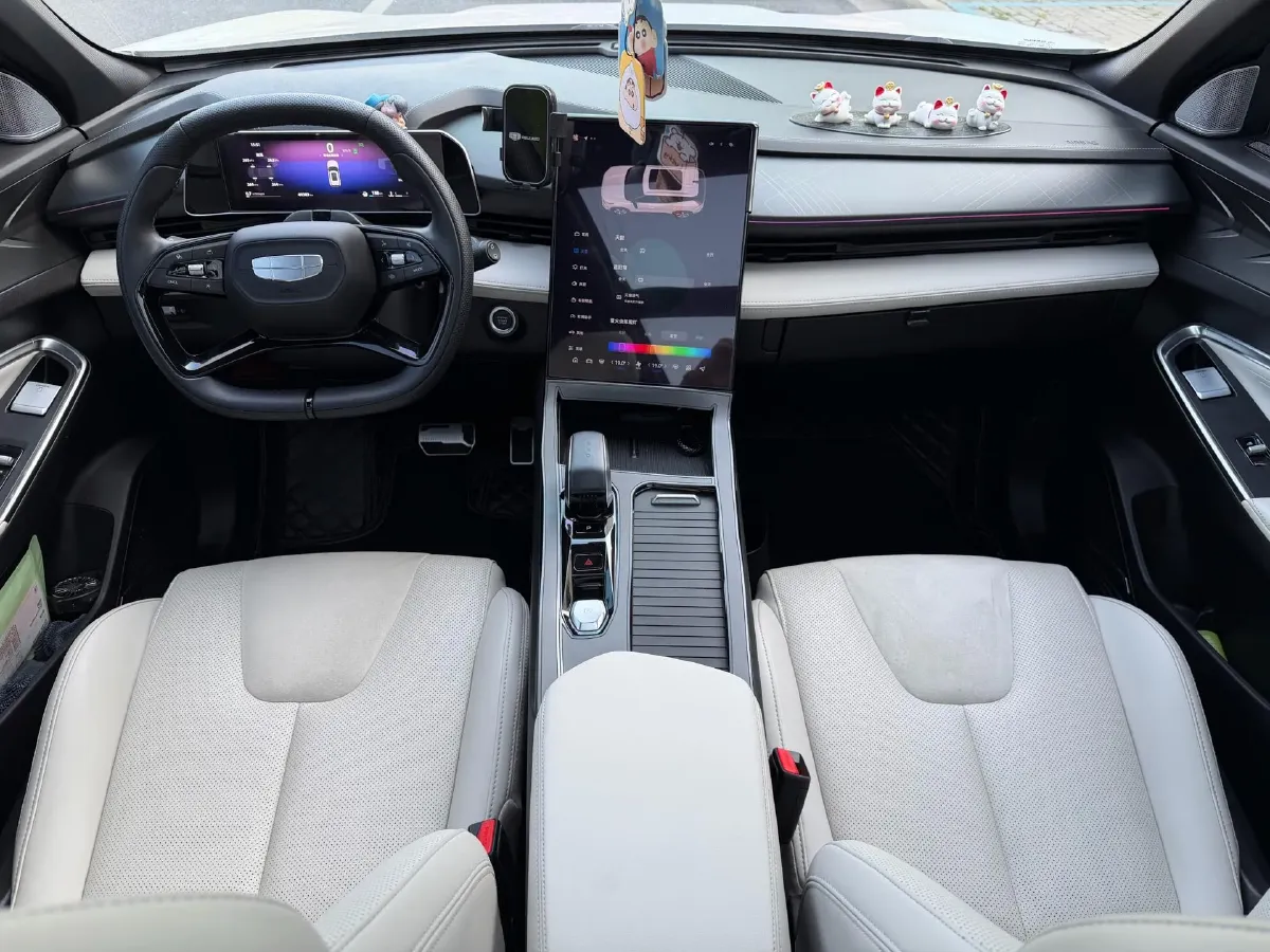 2023 Geely Azkarra 1.5T 181HP L4 7DCT,autocango,china used car exporter,china ev exporter,chinese used car exporter,chinese used ev exporter