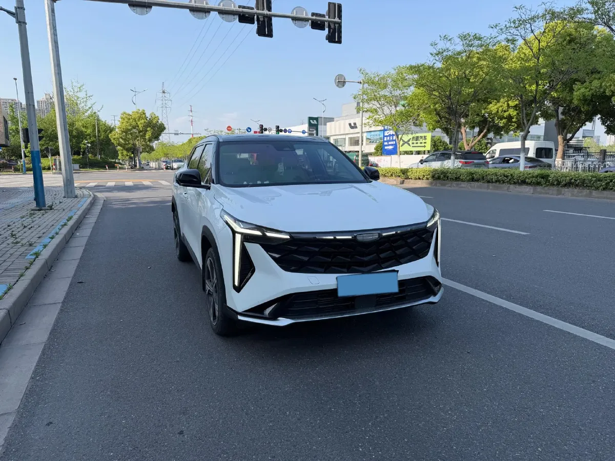 2023 Geely Azkarra 1.5T 181HP L4 7DCT,autocango,china used car exporter,china ev exporter,chinese used car exporter,chinese used ev exporter