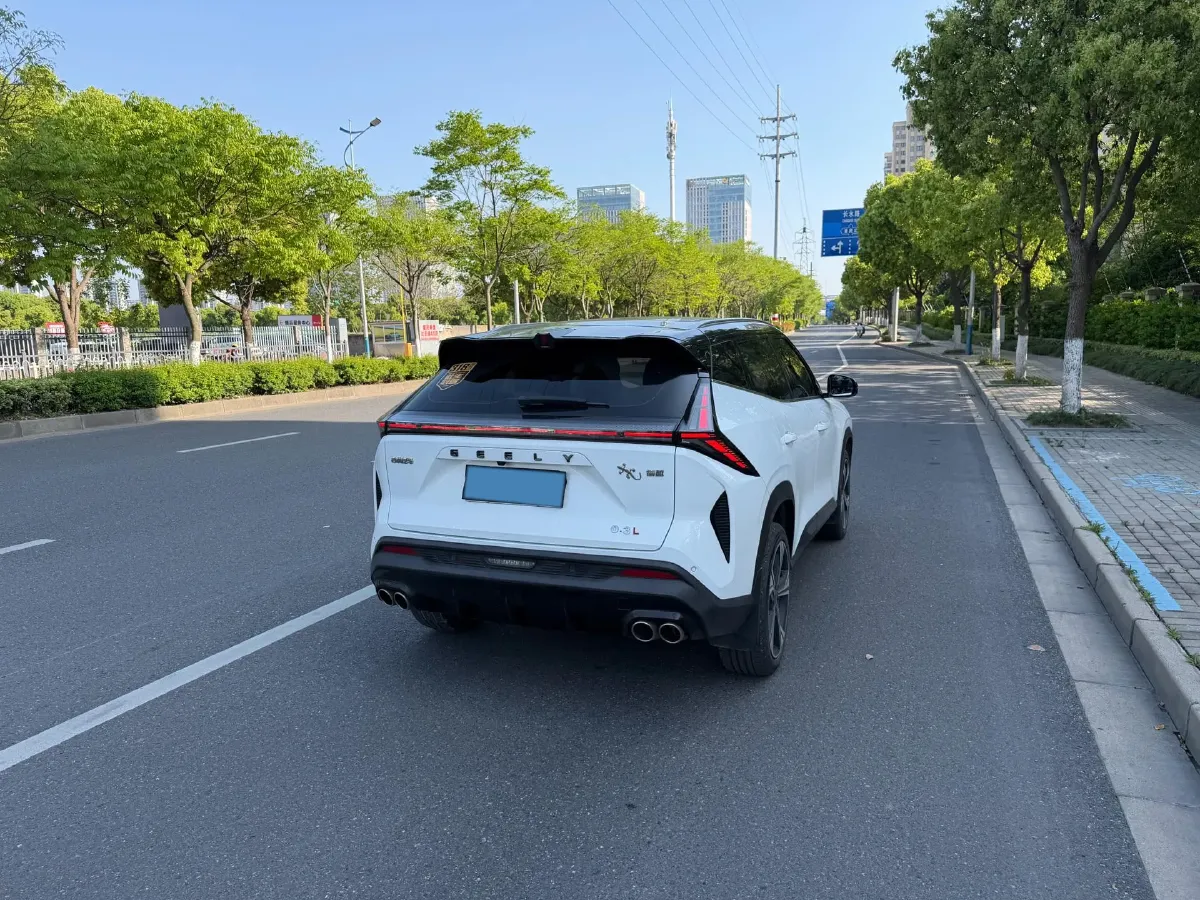 2023 Geely Azkarra 1.5T 181HP L4 7DCT,autocango,china used car exporter,china ev exporter,chinese used car exporter,chinese used ev exporter