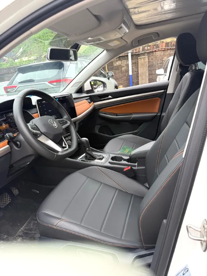 2025 Volkswagen Bora 1.2T 116HP L4 7DCT,autocango,china used car exporter,china ev exporter,chinese used car exporter,chinese used ev exporter