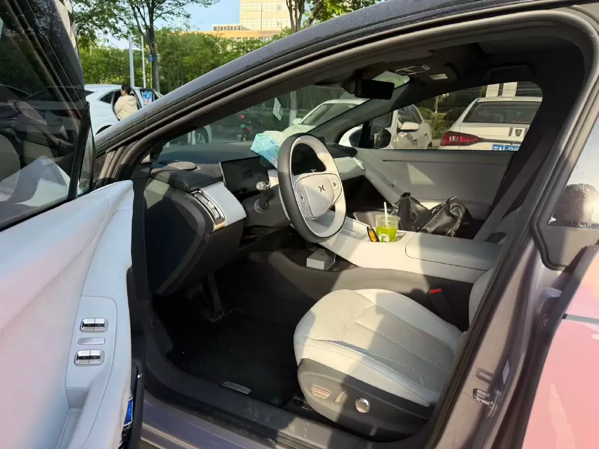 2024 Xpeng P7+ BEV 60.7KWH,autocango,china used car exporter,china ev exporter,chinese used car exporter,chinese used ev exporter