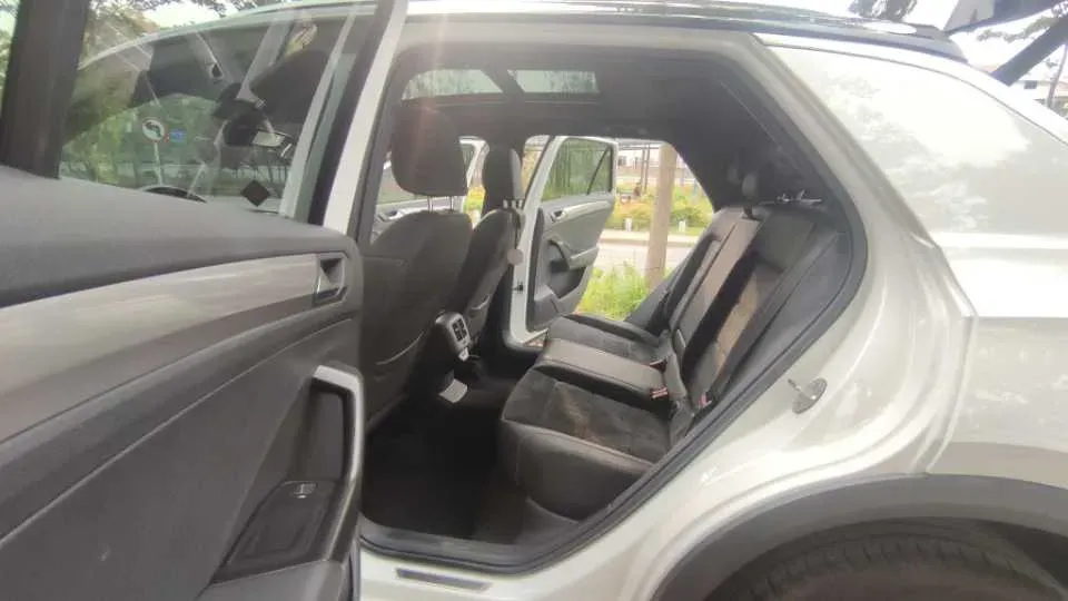 2021 Volkswagen T-Roc 1.4T 150HP L4 7DCT,autocango,china used car exporter,china ev exporter,chinese used car exporter,chinese used ev exporter