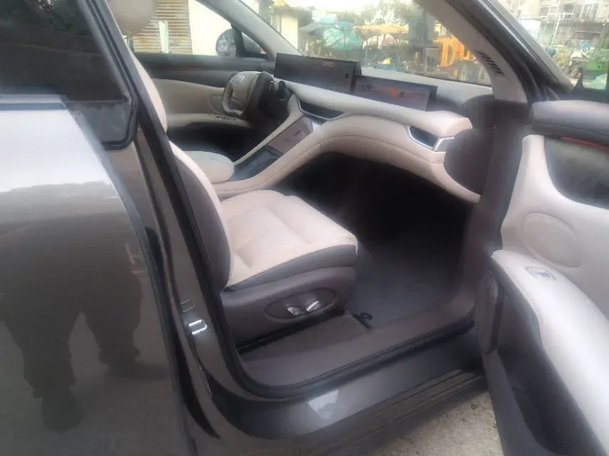 2023 IM LS6 BEV 90KWH,autocango,china used car exporter,china ev exporter,chinese used car exporter,chinese used ev exporter