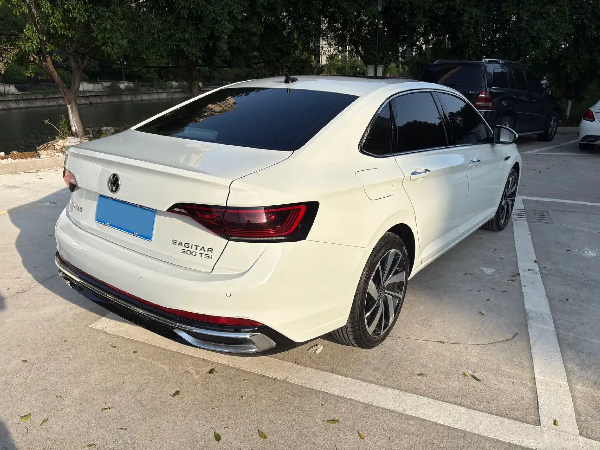2023 Volkswagen Sagitar 1.5T 160HP L4 7DCT,autocango,china used car exporter,china ev exporter,chinese used car exporter,chinese used ev exporter