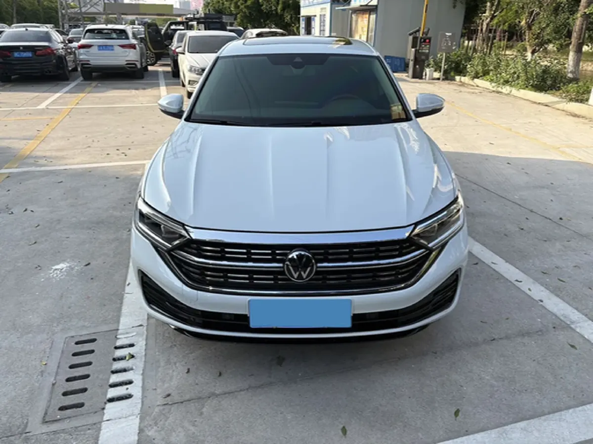 2023 Volkswagen Sagitar 1.5T 160HP L4 7DCT,autocango,china used car exporter,china ev exporter,chinese used car exporter,chinese used ev exporter