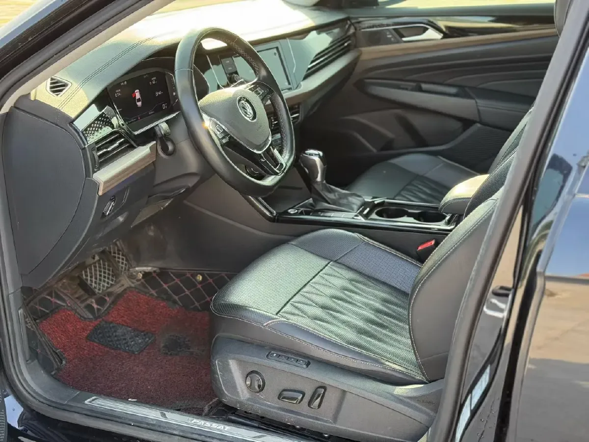 2019 Volvo V40 1.5T 152HP L4 6AT,autocango,china used car exporter,china ev exporter,chinese used car exporter,chinese used ev exporter