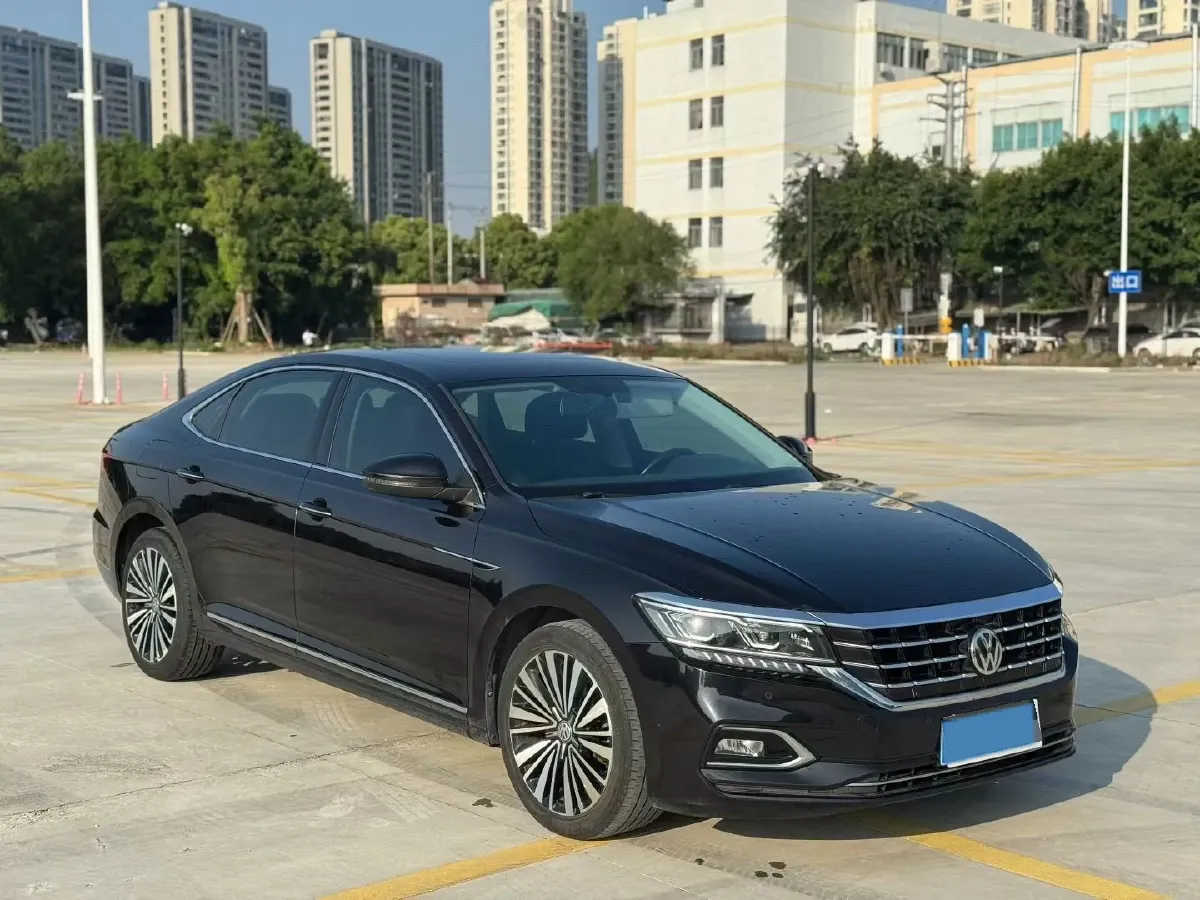 2019 Volvo V40 1.5T 152HP L4 6AT,autocango,china used car exporter,china ev exporter,chinese used car exporter,chinese used ev exporter