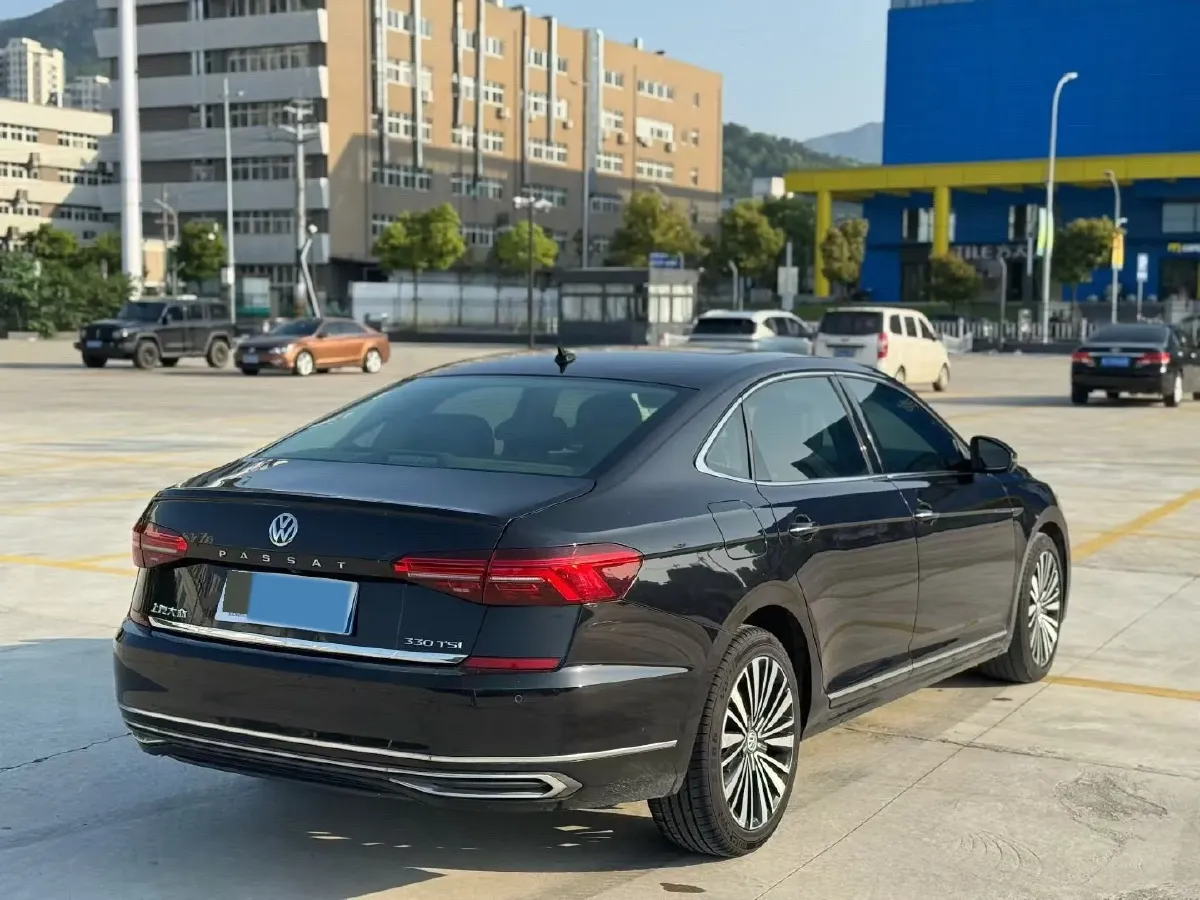 2019 Volvo V40 1.5T 152HP L4 6AT,autocango,china used car exporter,china ev exporter,chinese used car exporter,chinese used ev exporter