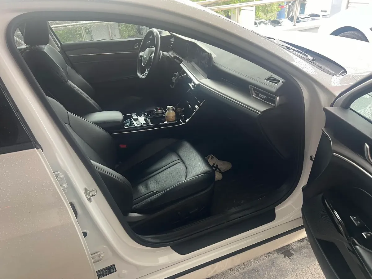 2020 Kia K5 2.0T 240HP L4 8AT,autocango,china used car exporter,china ev exporter,chinese used car exporter,chinese used ev exporter