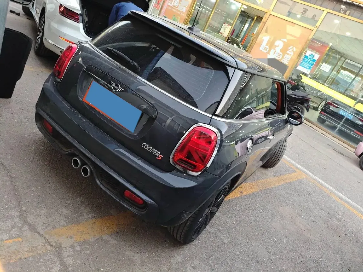 2021 MINI MINI 2.0T 192HP L4 7DCT,autocango,china used car exporter,china ev exporter,chinese used car exporter,chinese used ev exporter