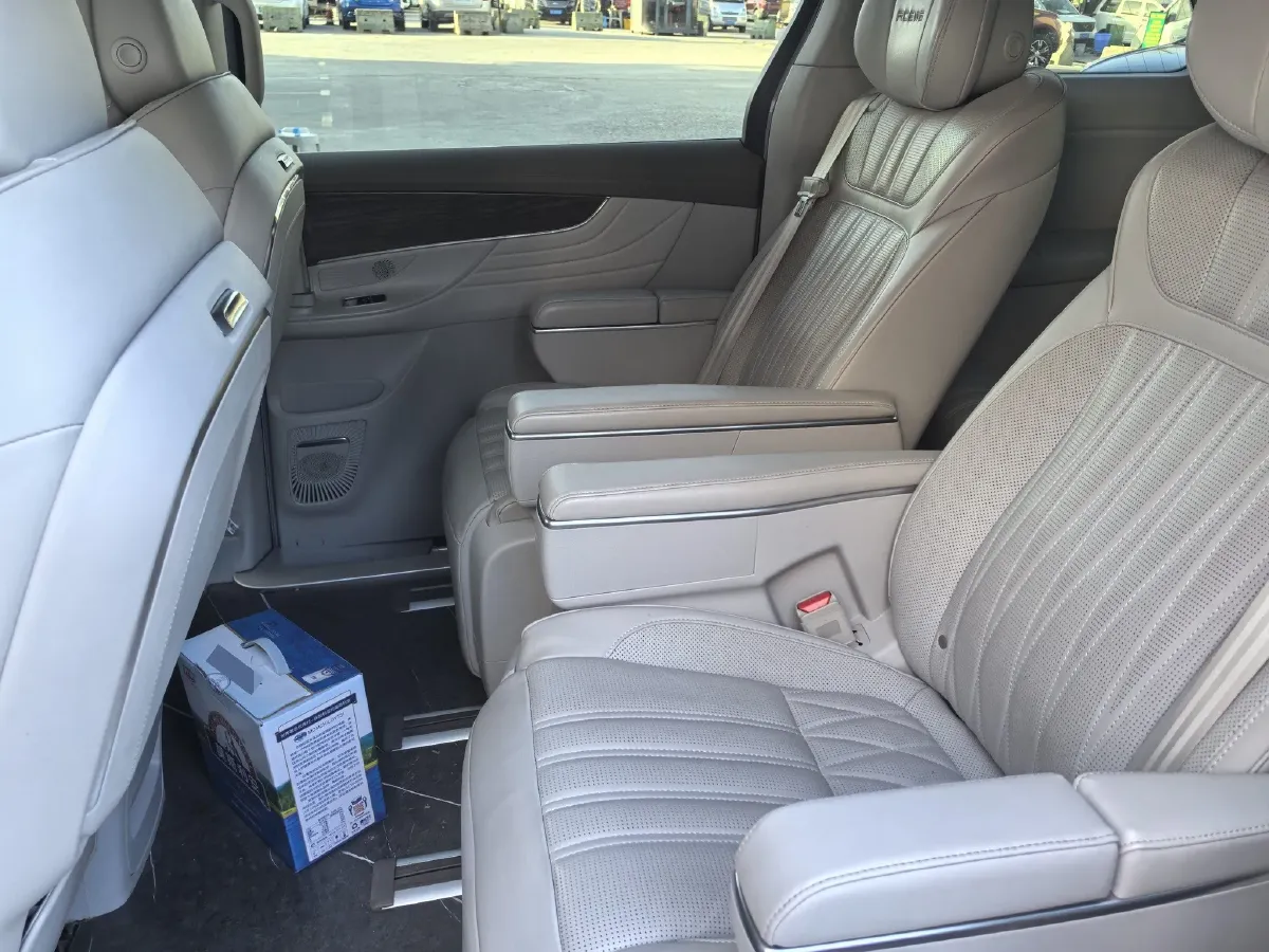 2022 Roewe iMAX8 BEV 90KWH,autocango,china used car exporter,china ev exporter,chinese used car exporter,chinese used ev exporter