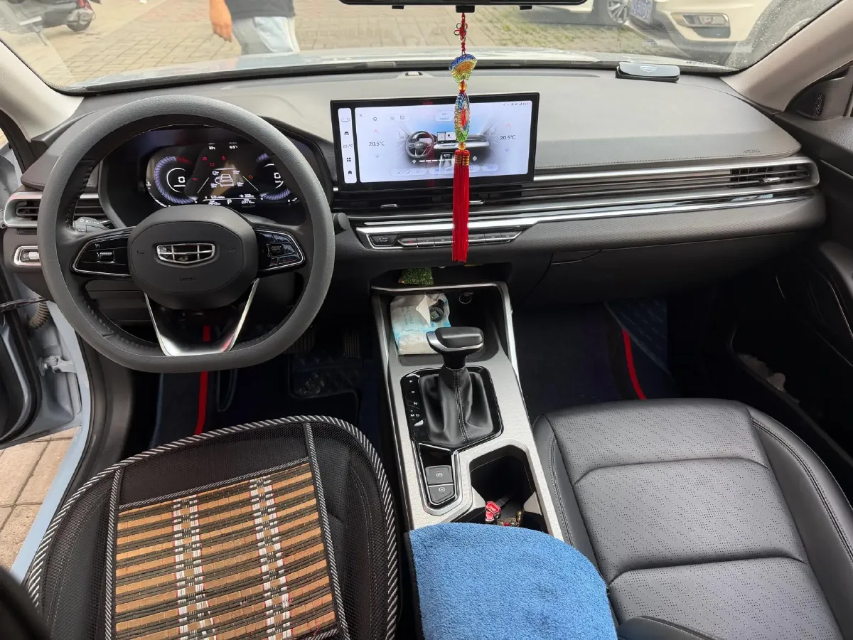 2022 Geely Emgrand 1.5L 114HP L4 CVT,autocango,china used car exporter,china ev exporter,chinese used car exporter,chinese used ev exporter