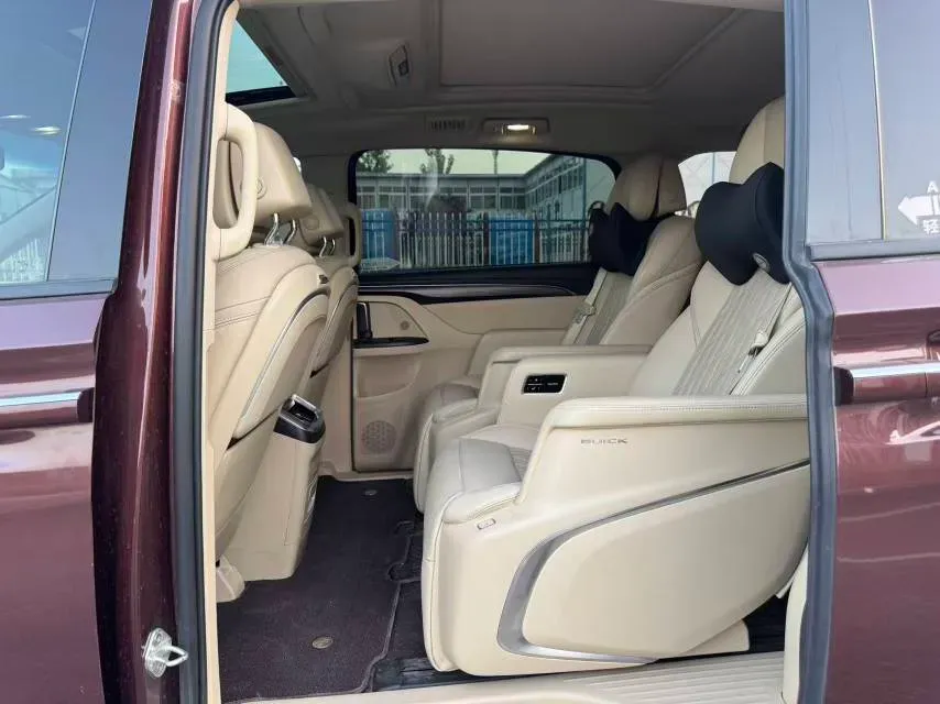 2023 Buick GL8 2.0T 237HP L4 9AT,autocango,china used car exporter,china ev exporter,chinese used car exporter,chinese used ev exporter