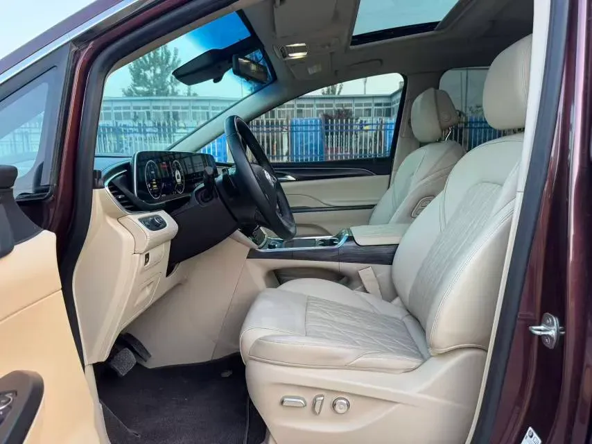 2023 Buick GL8 2.0T 237HP L4 9AT,autocango,china used car exporter,china ev exporter,chinese used car exporter,chinese used ev exporter