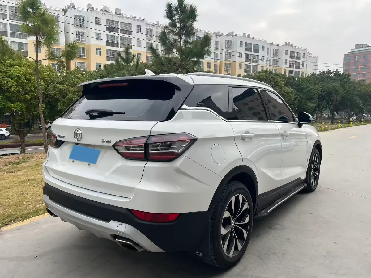 2018 Brilliance Auto V6 1.5T 150HP L4 7DCT,autocango,china used car exporter,china ev exporter,chinese used car exporter,chinese used ev exporter