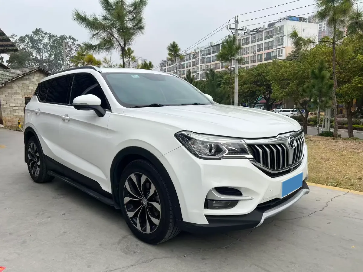 2018 Brilliance Auto V6 1.5T 150HP L4 7DCT,autocango,china used car exporter,china ev exporter,chinese used car exporter,chinese used ev exporter