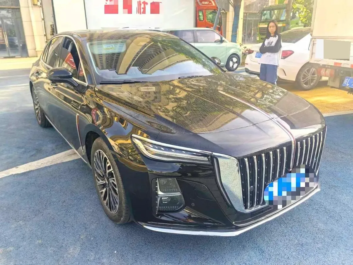 2024 HongQi H5 2.0T 224HP L4 8AT,autocango,china used car exporter,china ev exporter,chinese used car exporter,chinese used ev exporter