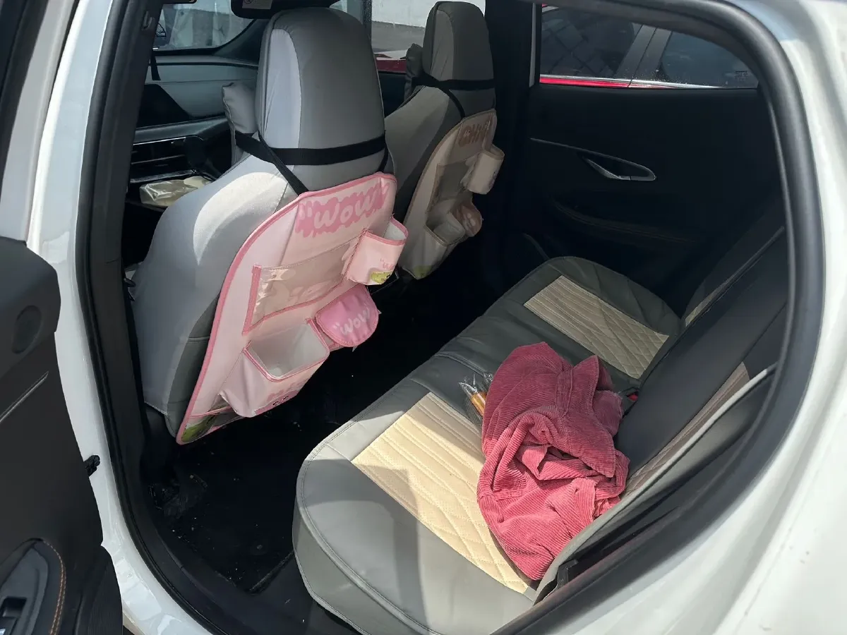 2020 ChangAn UNI-T 1.5T 180HP L4 7DCT,autocango,china used car exporter,china ev exporter,chinese used car exporter,chinese used ev exporter