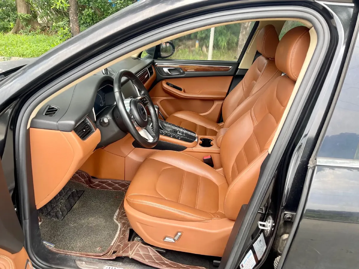 2017 Zotye SR9 2.0T 190HP L4 6DCT,autocango,china used car exporter,china ev exporter,chinese used car exporter,chinese used ev exporter