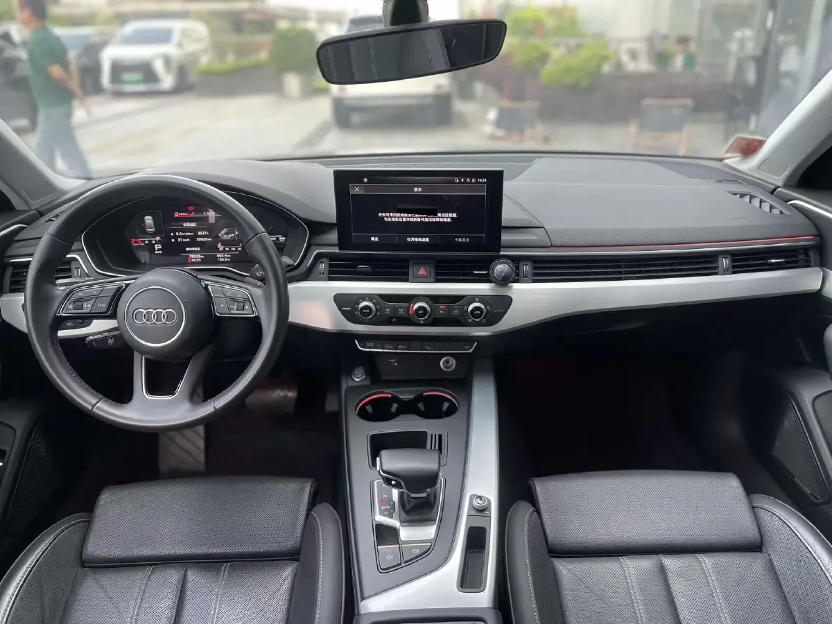 2020 Audi A4L 2.0T 190HP L4 7DCT,autocango,china used car exporter,china ev exporter,chinese used car exporter,chinese used ev exporter