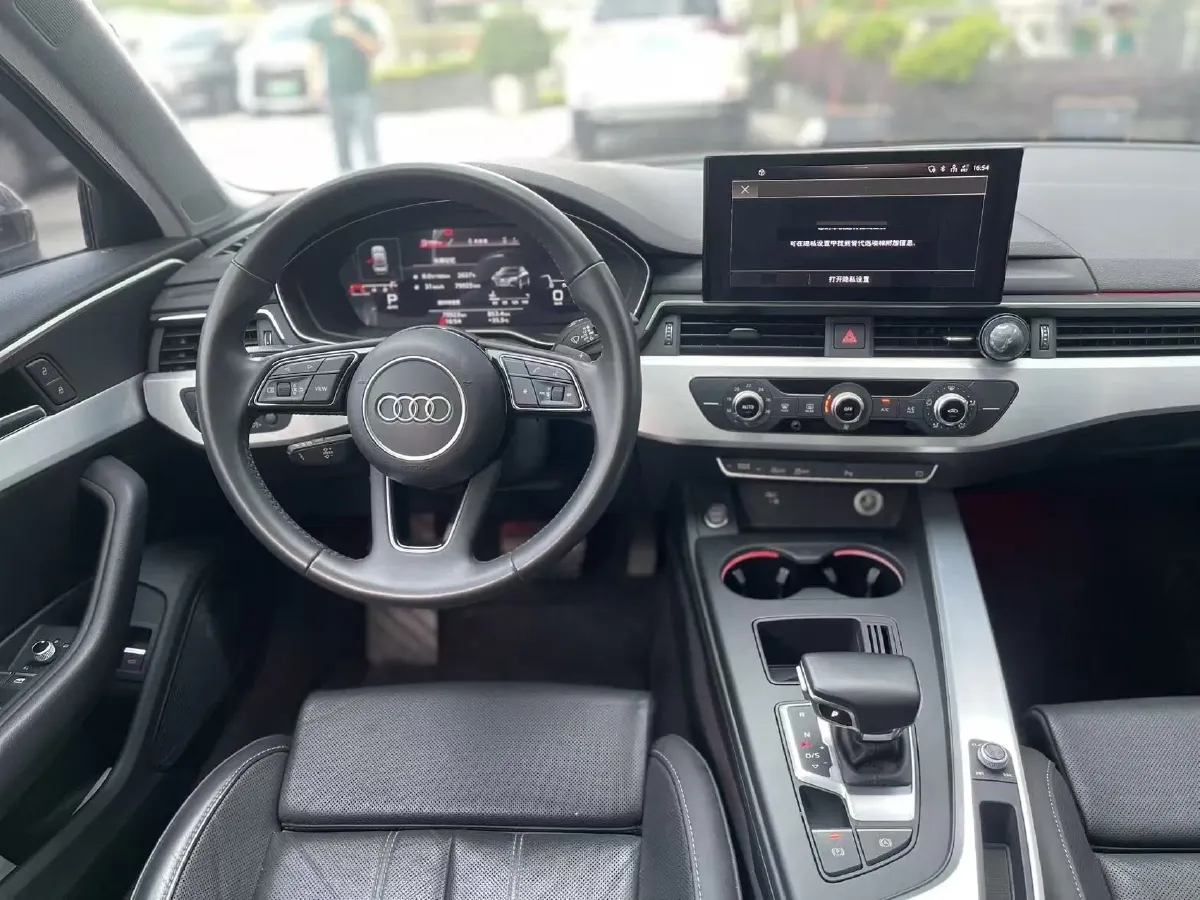 2020 Audi A4L 2.0T 190HP L4 7DCT,autocango,china used car exporter,china ev exporter,chinese used car exporter,chinese used ev exporter