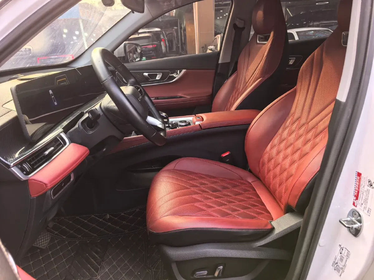 2023 Chery Tiggo 7 Plus 1.6T 197HP L4 7DCT,autocango,china used car exporter,china ev exporter,chinese used car exporter,chinese used ev exporter