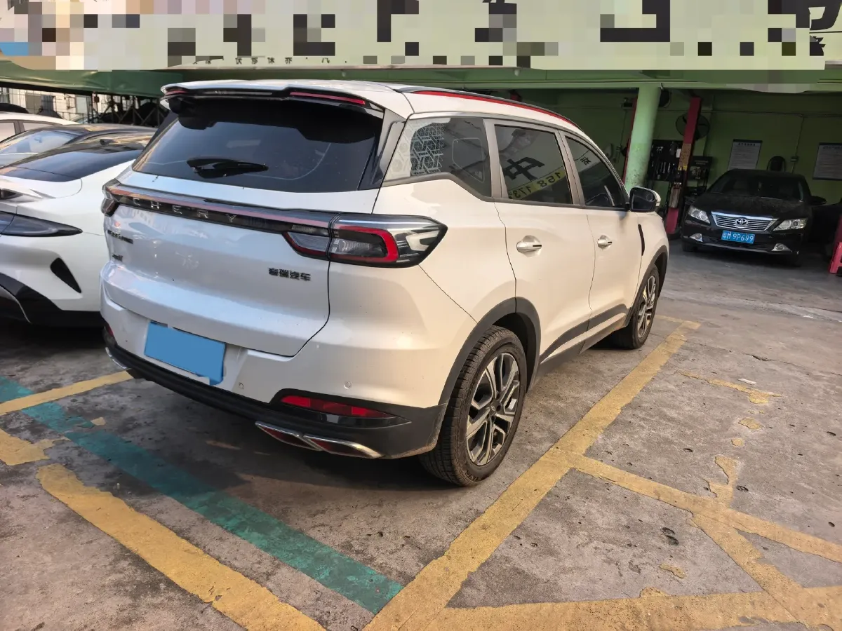 2023 Chery Tiggo 7 Plus 1.6T 197HP L4 7DCT,autocango,china used car exporter,china ev exporter,chinese used car exporter,chinese used ev exporter
