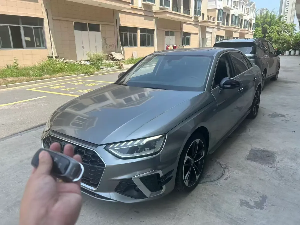2020 Audi A4L 2.0T 190HP L4 7DCT,autocango,china used car exporter,china ev exporter,chinese used car exporter,chinese used ev exporter